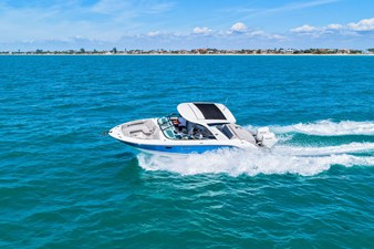 Sea Ray SLX 310 Outboard 7 2026 Sea Ray SLX 310 Outboard 8