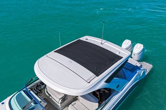 Sea Ray SLX 310 Outboard 32 2026 Sea Ray SLX 310 Outboard 33
