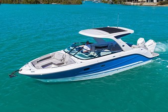 Sea Ray SLX 310 Outboard 53 2026 Sea Ray SLX 310 Outboard 54
