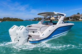 Sea Ray SLX 310 Outboard 62 2026 Sea Ray SLX 310 Outboard 63