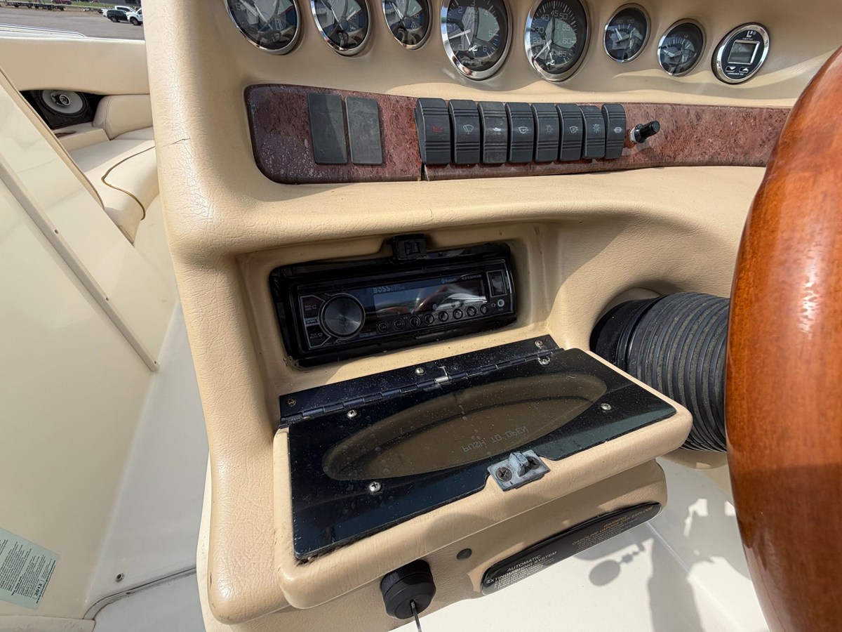 1999 Sea Ray 230 28