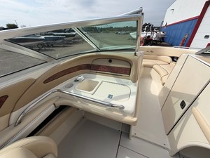 1999 Sea Ray 230 18