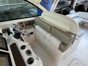 Grady-White FREEDOM 375 10 2014 Grady-White FREEDOM 375 11