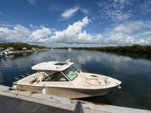 Grady-White FREEDOM 375 2 2014 Grady-White FREEDOM 375 3