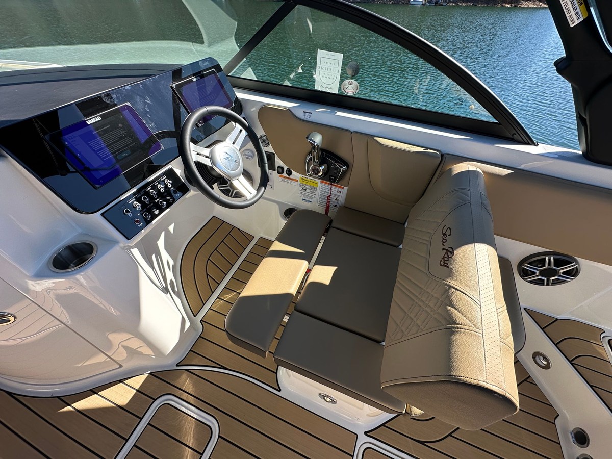 2026 Sea Ray SDX 230 20
