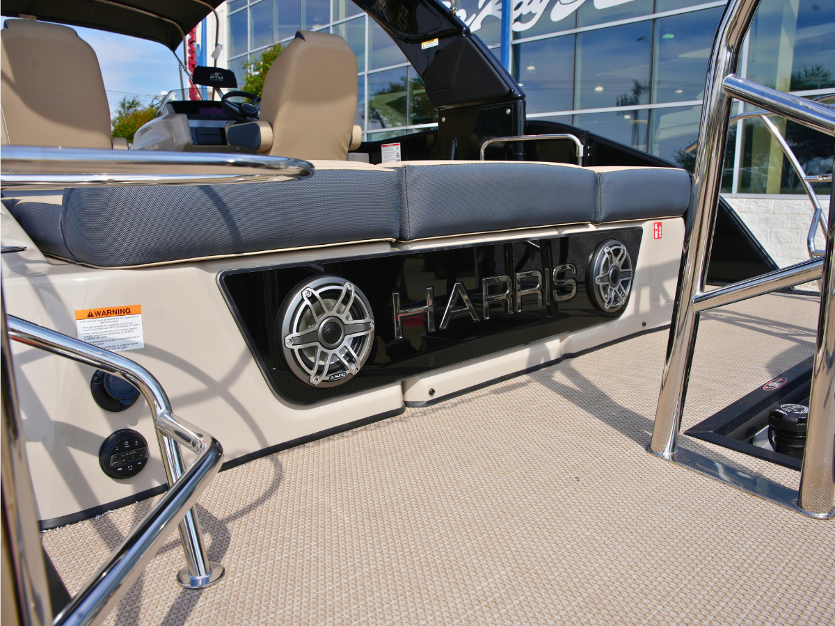 2027 Harris Grand Mariner 230 5
