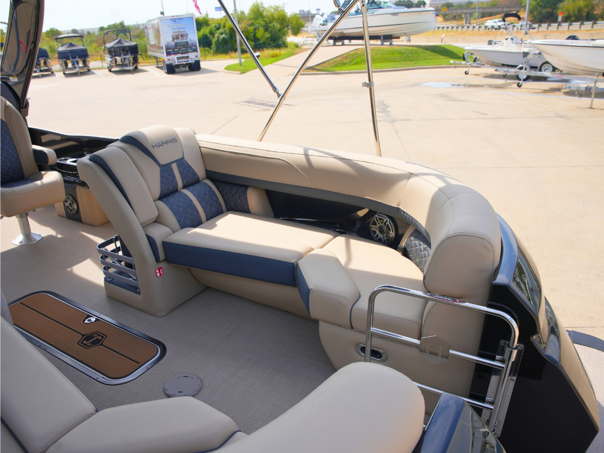 2027 Harris Grand Mariner 230 9