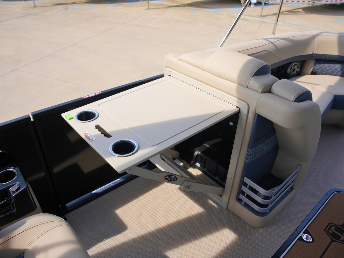 2027 Harris Grand Mariner 230 19