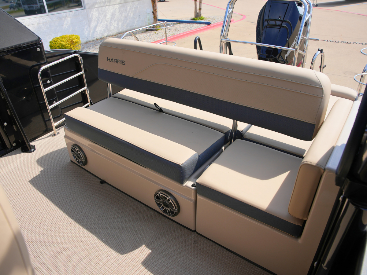 2027 Harris Grand Mariner 230 32