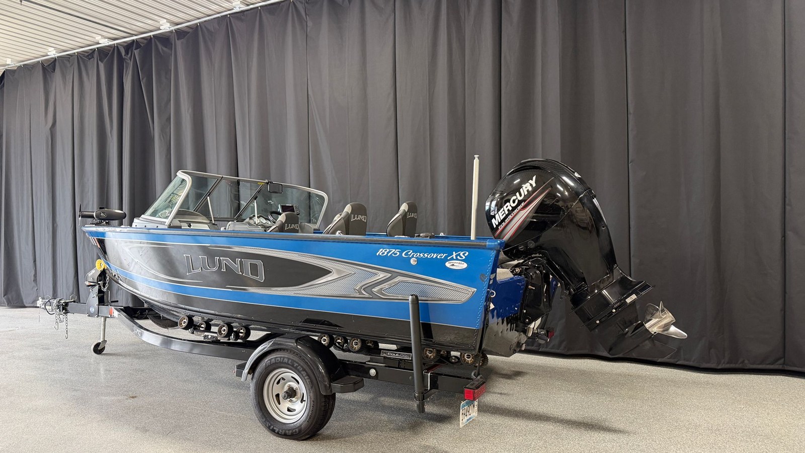 2017 Lund 1875 CROSSOVER XS 4