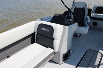 2026 Harris Cruiser 230 21