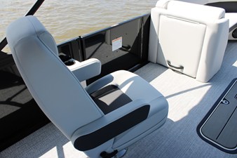 2026 Harris Cruiser 230 38