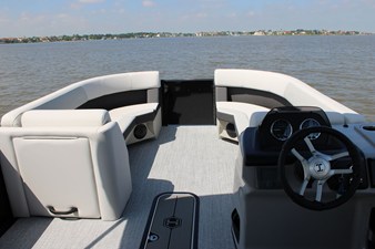 2026 Harris Cruiser 230 39