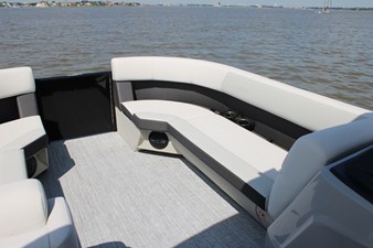 2026 Harris Cruiser 230 43