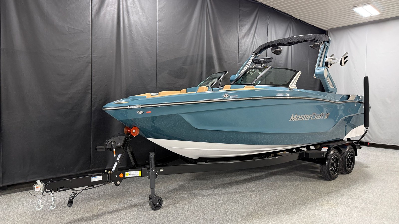 2026 Mastercraft XT23 3