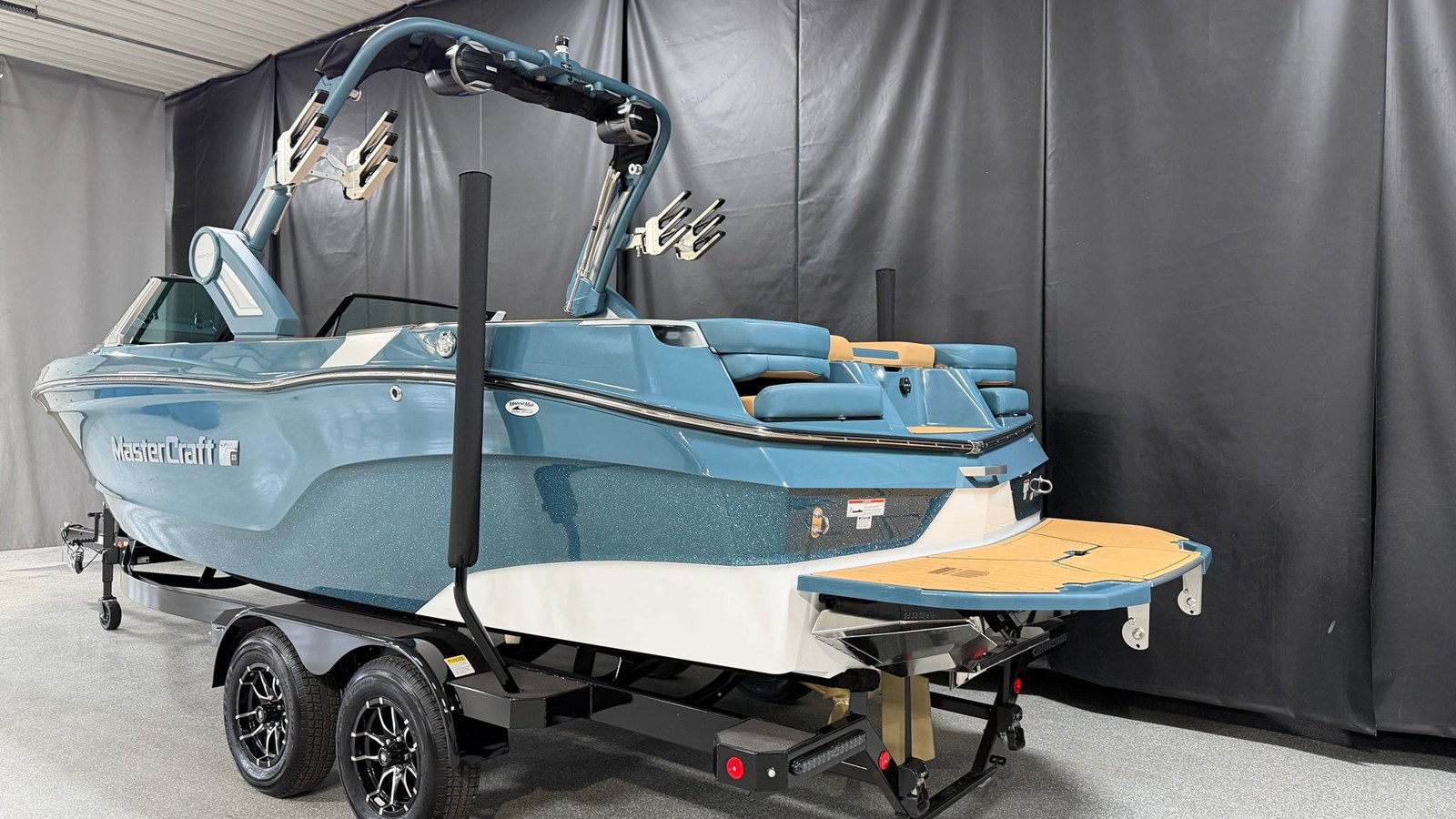 2026 Mastercraft XT23 4