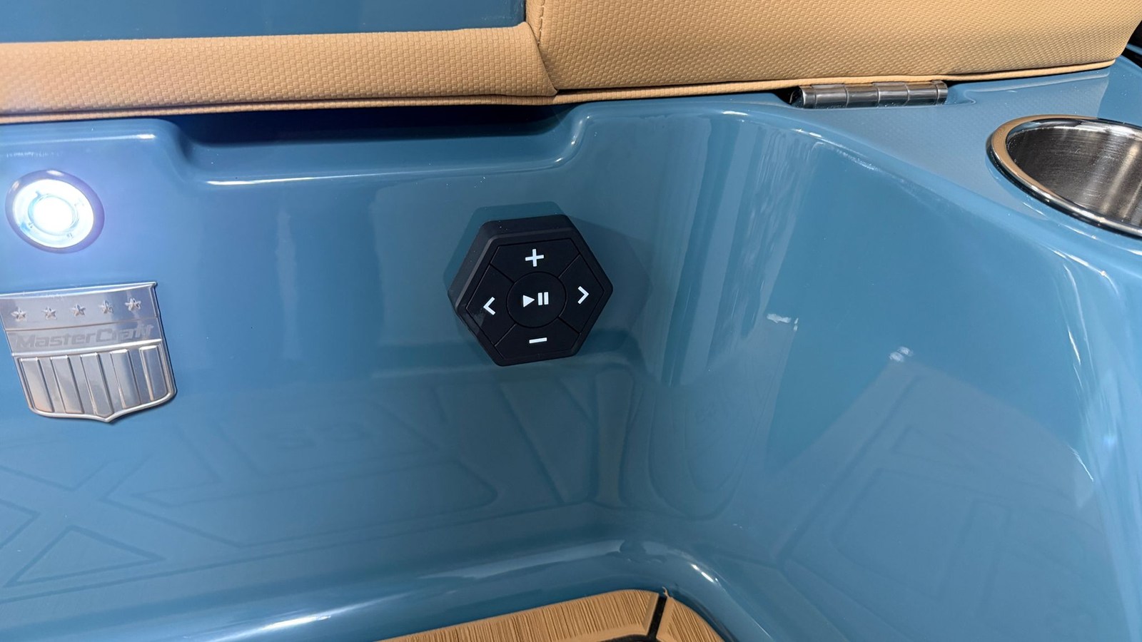 2026 Mastercraft XT23 15