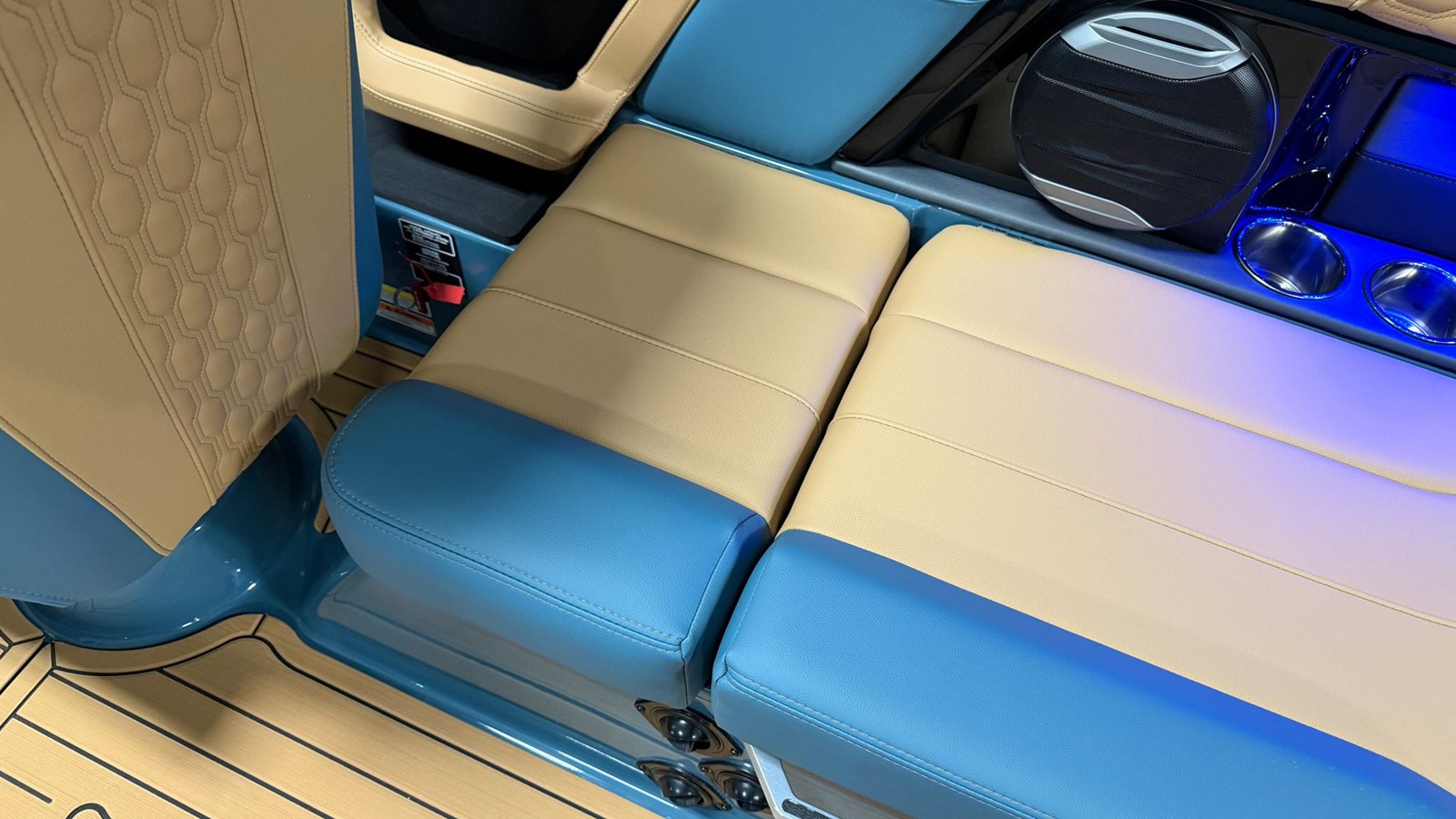 2026 Mastercraft XT23 38