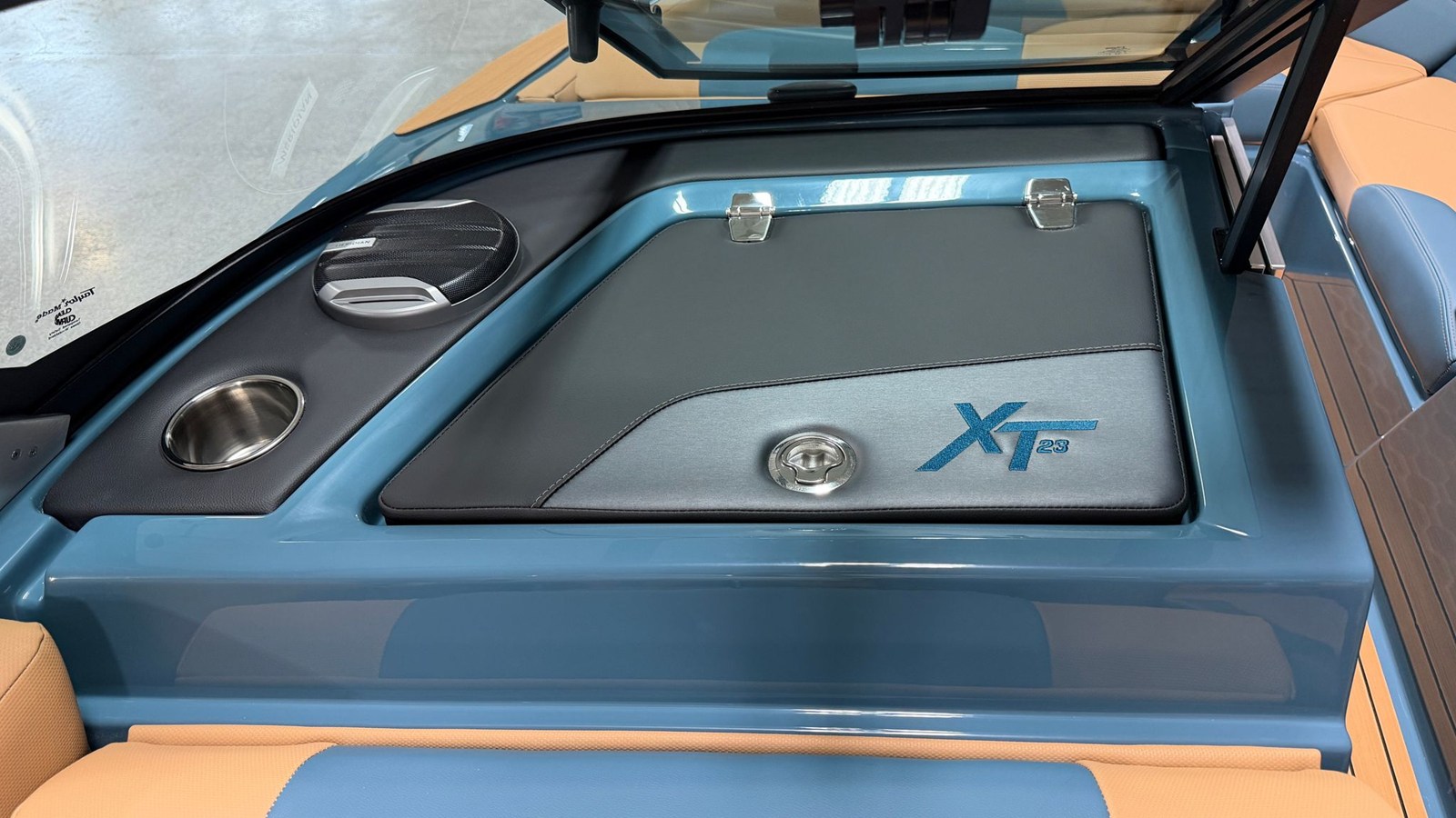 2026 Mastercraft XT23 56