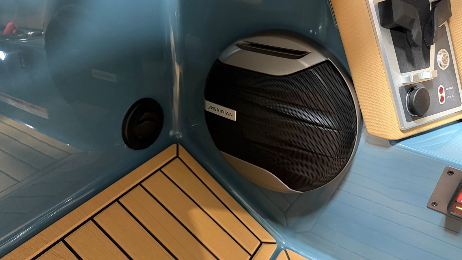 2026 Mastercraft XT23 77