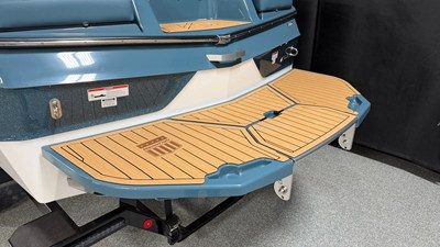 2026 Mastercraft XT23 10