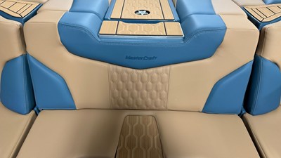 2026 Mastercraft XT23 32
