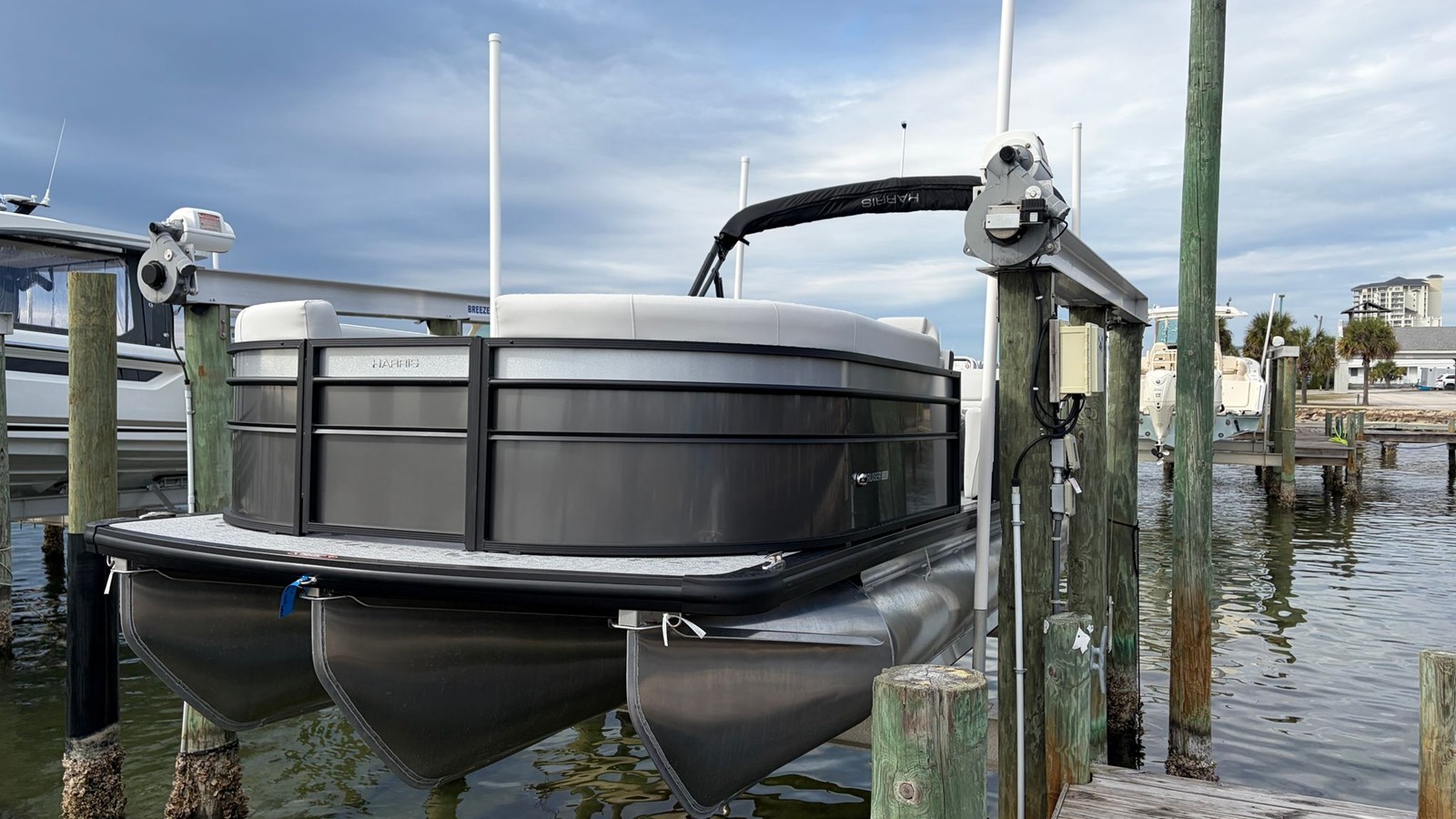 2026 Harris Cruiser 230 3