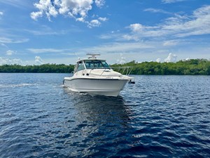 Boston Whaler 345 CONQUEST 3 2012 Boston Whaler 345 CONQUEST 4