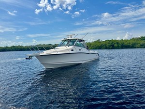 Boston Whaler 345 CONQUEST 5 2012 Boston Whaler 345 CONQUEST 6