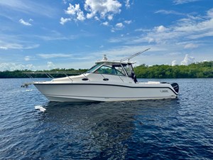 Boston Whaler 345 CONQUEST 6 2012 Boston Whaler 345 CONQUEST 7