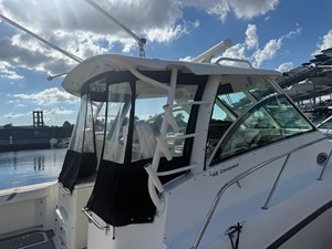 Boston Whaler 345 CONQUEST 15 2012 Boston Whaler 345 CONQUEST 16