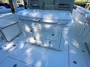 Boston Whaler 330 OUTRAGE 12 2021 Boston Whaler 330 OUTRAGE 13