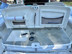 Boston Whaler 330 OUTRAGE 14 2021 Boston Whaler 330 OUTRAGE 15