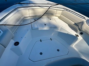 Boston Whaler 330 OUTRAGE 36 2021 Boston Whaler 330 OUTRAGE 37