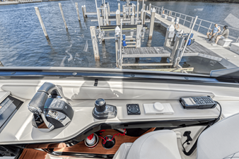 Sea Ray 370 SUNDANCER OUTBOARD 53 2022 Sea Ray 370 SUNDANCER OUTBOARD 54