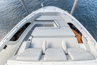 Sea Ray 370 SUNDANCER OUTBOARD 60 2022 Sea Ray 370 SUNDANCER OUTBOARD 61
