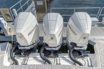 Sea Ray 370 SUNDANCER OUTBOARD 73 2022 Sea Ray 370 SUNDANCER OUTBOARD 74