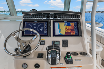 Boston Whaler 380 OUTRAGE 22 2018 Boston Whaler 380 OUTRAGE 23