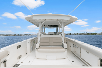 Boston Whaler 380 OUTRAGE 27 2018 Boston Whaler 380 OUTRAGE 28