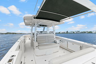 Boston Whaler 380 OUTRAGE 28 2018 Boston Whaler 380 OUTRAGE 29