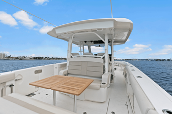 Boston Whaler 380 OUTRAGE 30 2018 Boston Whaler 380 OUTRAGE 31