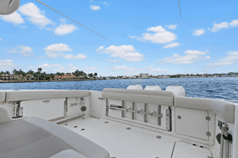Boston Whaler 380 OUTRAGE 41 2018 Boston Whaler 380 OUTRAGE 42