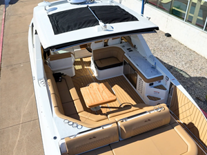 Sea Ray SLX 400 6 2026 Sea Ray SLX 400 7
