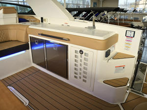 Sea Ray SLX 400 26 2026 Sea Ray SLX 400 27