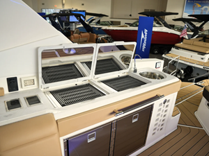 Sea Ray SLX 400 28 2026 Sea Ray SLX 400 29