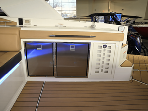 Sea Ray SLX 400 31 2026 Sea Ray SLX 400 32