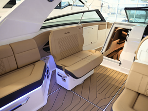 Sea Ray SLX 400 36 2026 Sea Ray SLX 400 37