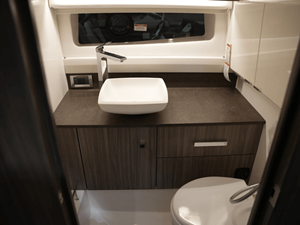 Sea Ray SLX 400 68 2026 Sea Ray SLX 400 69