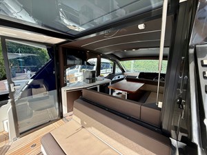 Galeon 425 HTS 19 2024 Galeon 425 HTS 20