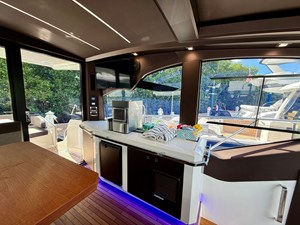 Galeon 425 HTS 28 2024 Galeon 425 HTS 29